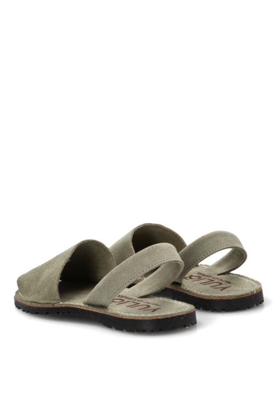 Sandalia PISTACHO ME 550 con piel verde y suela plana