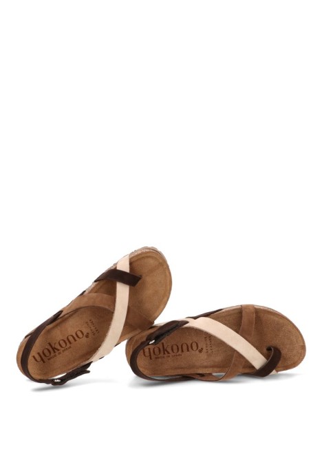 Sandalia con suela plana de mujer YOKONO JERBA-718 en piel marrón