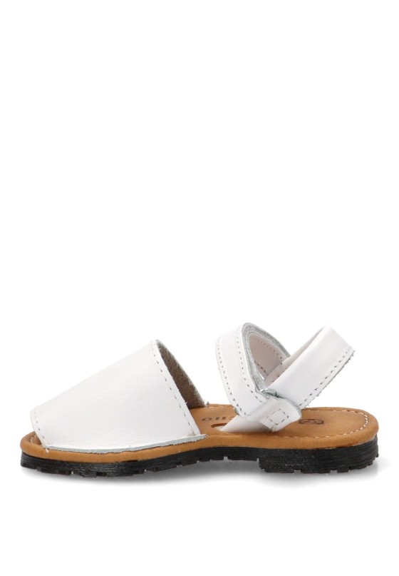 Sandalia blanca de niño PISTACHO ME 551