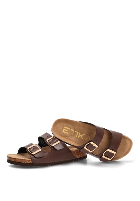 Sandalia de playa ETIKA 10015 para mujer en chocolate con hebillas y suela plana