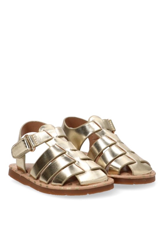 Sandalia color oro con suela plana para niña ETIKA 13758