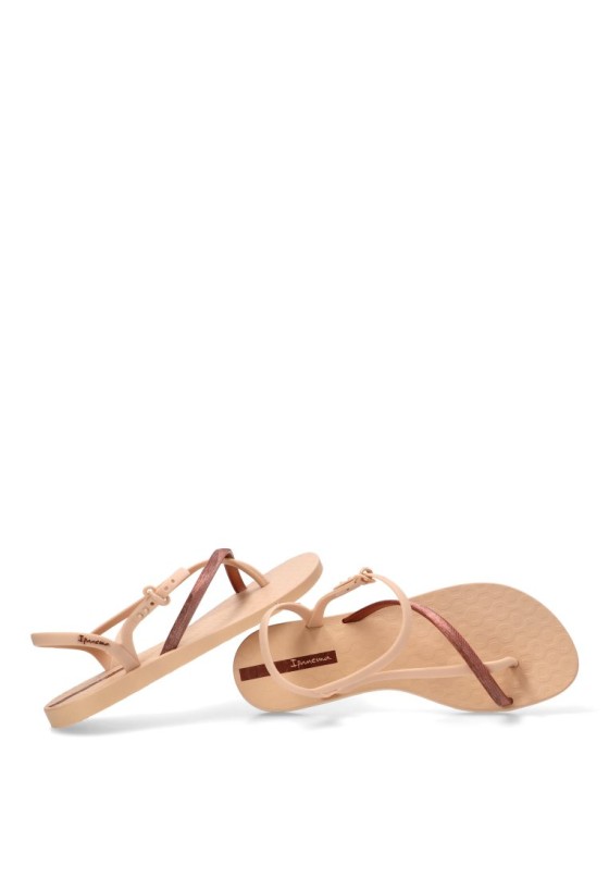 Sandalia de playa beige para mujer IPANEMA 83782 con suela plana de goma