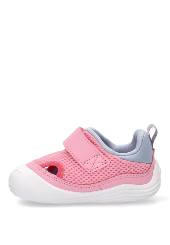 Deportivo rosa de niña PUMA 404954 con cierre de velcro y suela plana