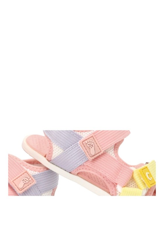 Sandalia rosa con suela plana para niña ETIKA 17236