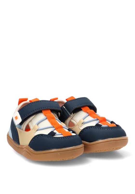 Sandalia azul con cierre de velcro y estilo barefoot de niño ETIKA modelo 17220