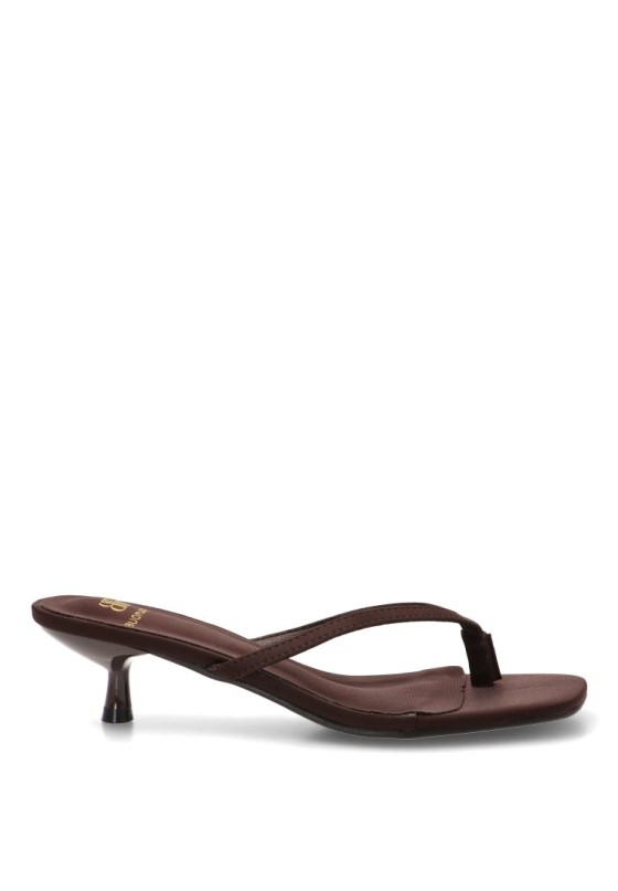Sandalia de dedo de mujer Luna Collection JM-5740F en raso marrón con tacón medio