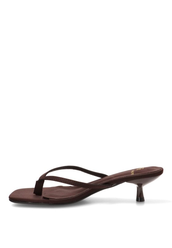 Sandalia de dedo de mujer Luna Collection JM-5740F en raso marrón con tacón medio
