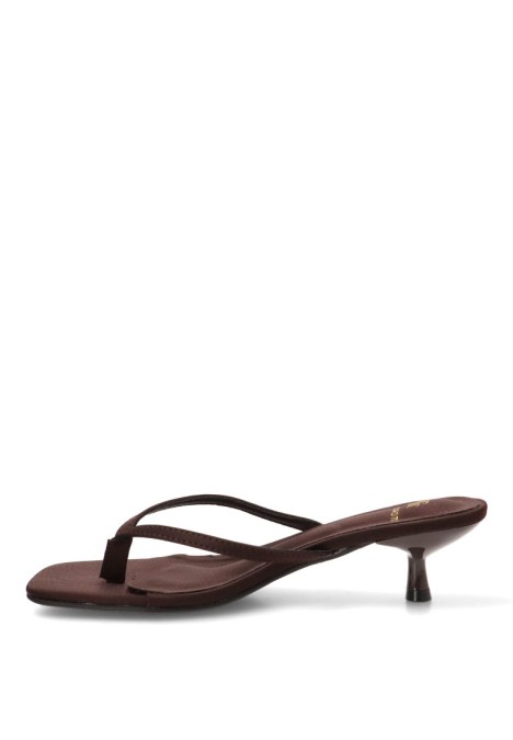 Sandalia de dedo de mujer Luna Collection JM-5740F en raso marrón con tacón medio