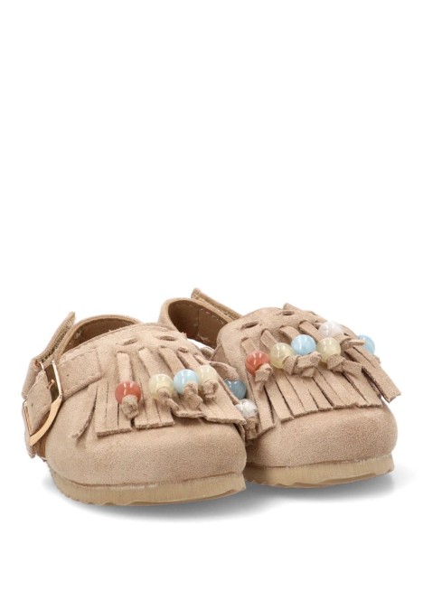Zueco beige con cierre de velcro para niña BUBBLE BOBBLE C1771