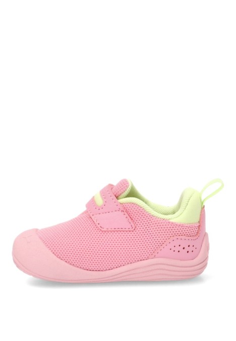 Deportiva rosa de niña PUMA 402864