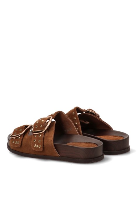 Sandalia de mujer CARMINA JHILTON H55-3085 en piel color cuero con hebilla y suela plana