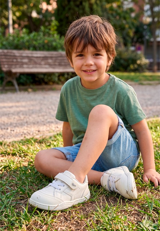 Deportivo blanco de niño ETIKA 52460N