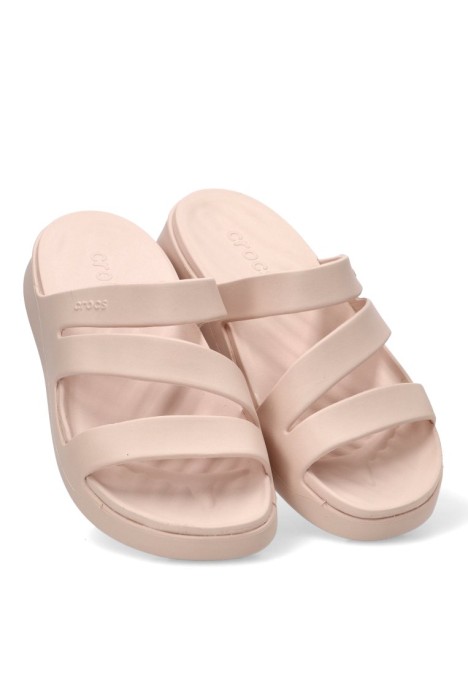 Sandalia de playa beige con suela plana para mujer CROCS 209587