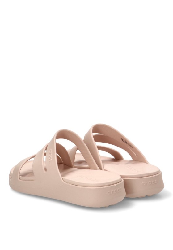 Sandalia de playa beige con suela plana para mujer CROCS 209587