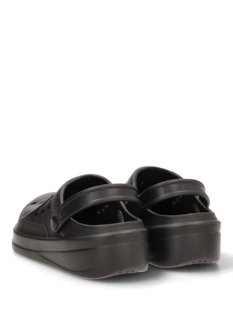 Zueco con suela plana de mujer XTI 145139 negro