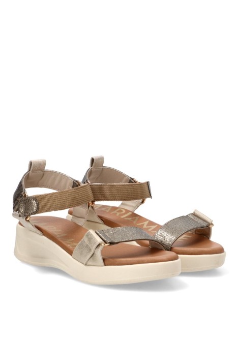 Sandalia de cuña media MARIA MARE 68710 en bronce sintético para mujer