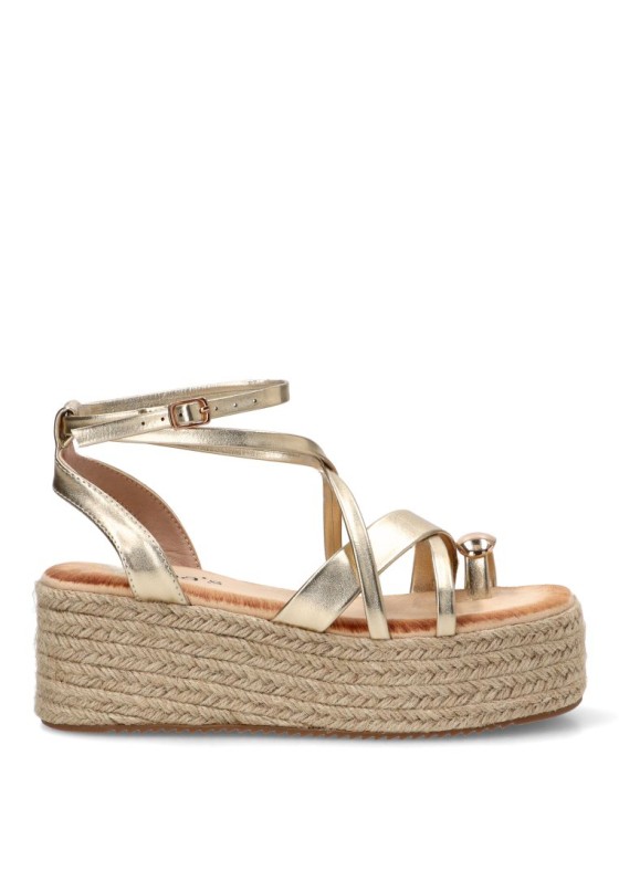 Sandalia TINAS 6012 oro con cuña media para mujer