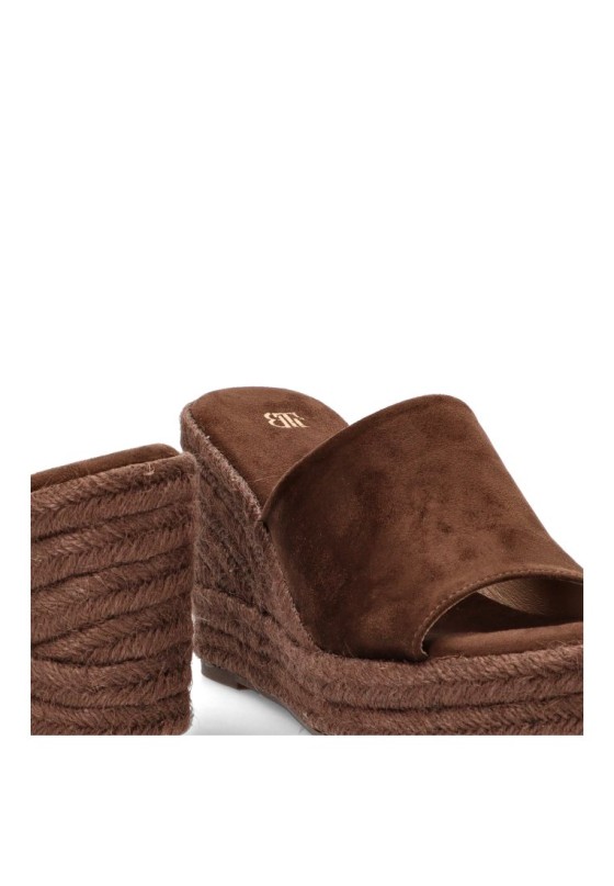 Zueco café de mujer BUONAROTTI CF5761