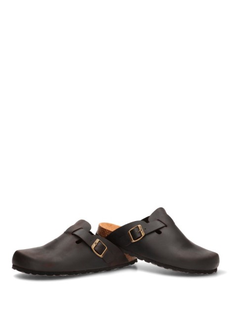 Zueco de piel chocolate para hombre AUTENTI 355 con hebilla y suela plana