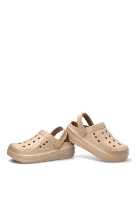 Zueco beige de mujer XTI 145139
