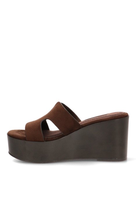 Zueco de antelina café con cuña alta para mujer LUNA TREND M6371