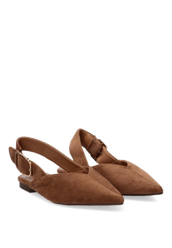 Salón camel de mujer IDEAL SHOES 9755
