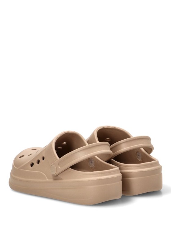 Zueco playa beige de hombre XTI 145734