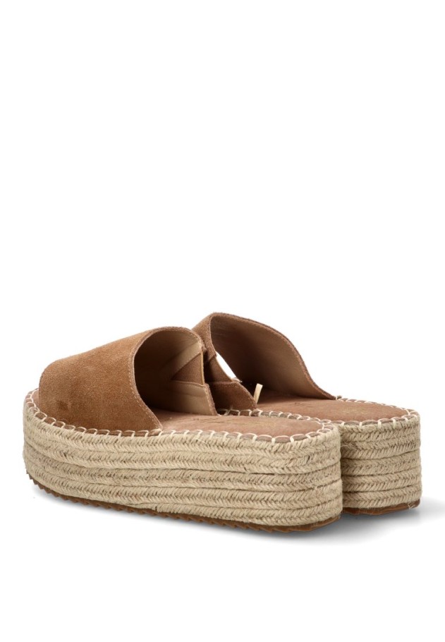 Sandalia con suela doble en piel camel de mujer ETIKA 10056
