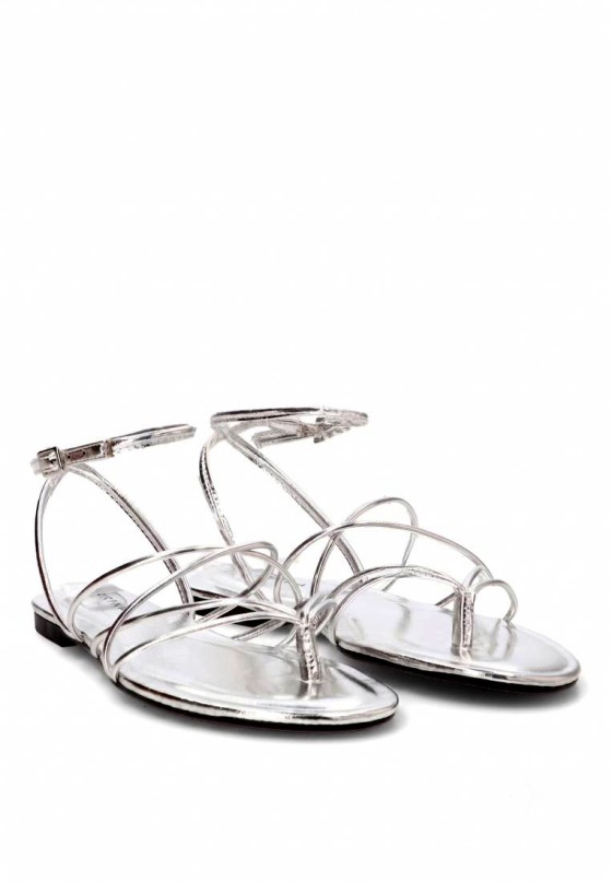 Sandalia de tiras en plata con suela plana para mujer LUNA TREND M6455