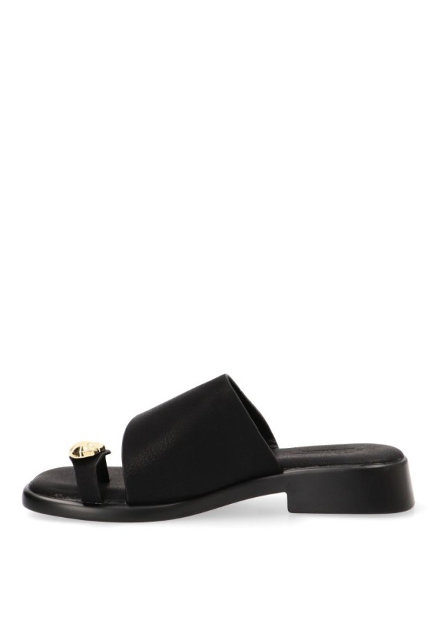 Sandalia negra de mujer SORAIA SJ-2A041 con tacón medio