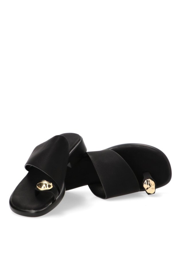 Sandalia negra de mujer SORAIA SJ-2A041 con tacón medio