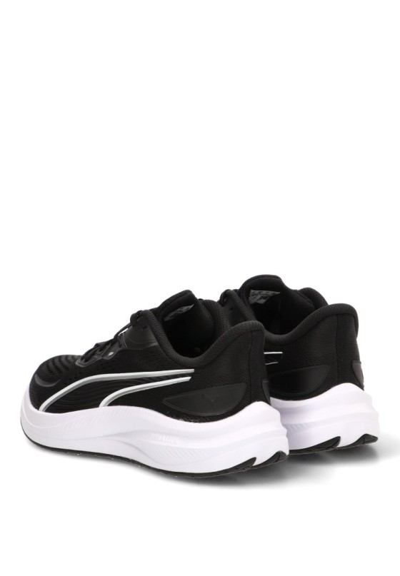 Deportivo running PUMA 311730 negro con suela plana