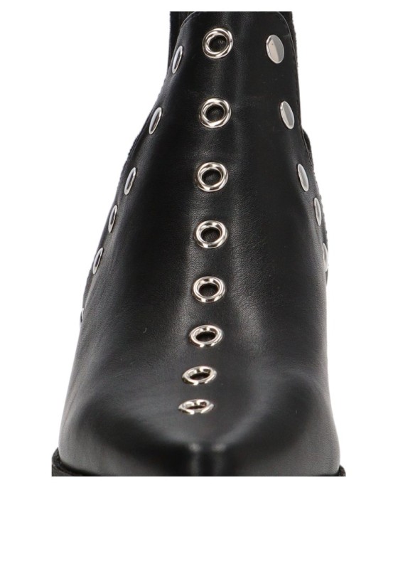 Botín campero negro con tachas y tacón medio de mujer S-5514