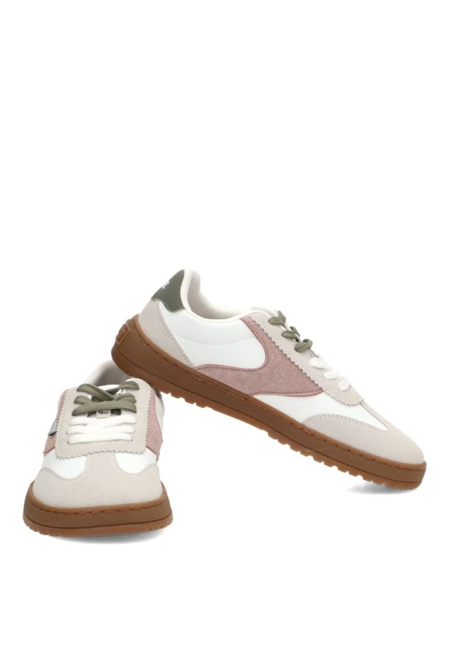 Deportivo barefoot blanco de mujer MUSTANG 60948