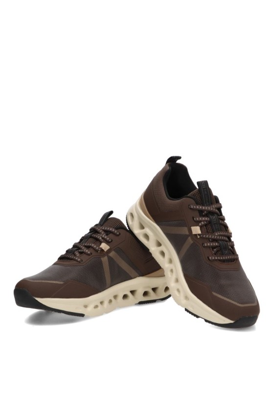 Deportivo marrón de hombre XTI 146757