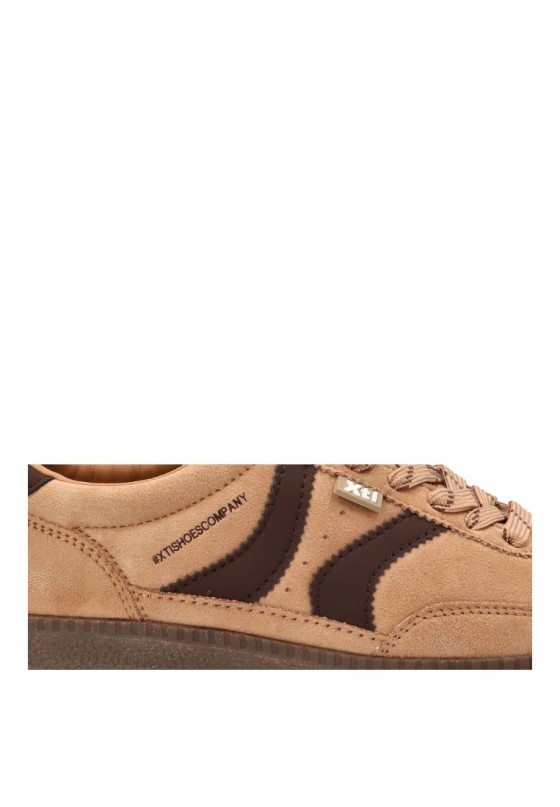 Deportivo casual de mujer XTI 146125 en beige sintético