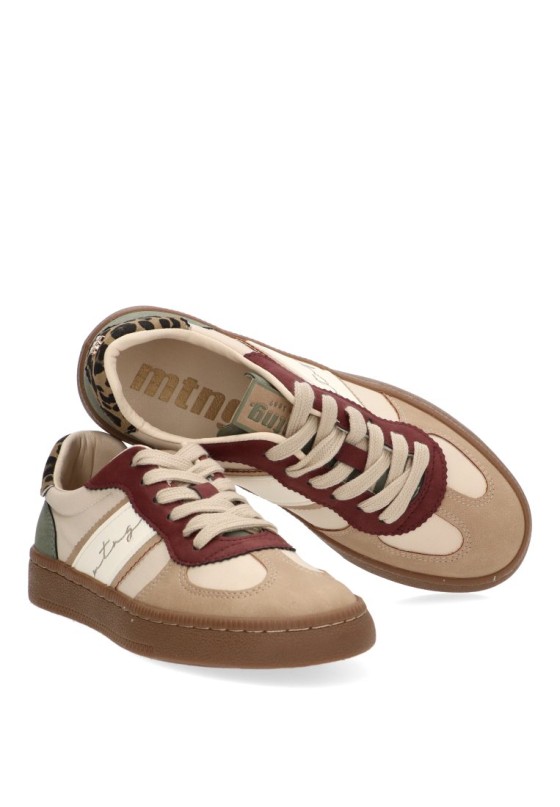 Deportivo casual de mujer MUSTANG 60860 en beige sintético con suela plana