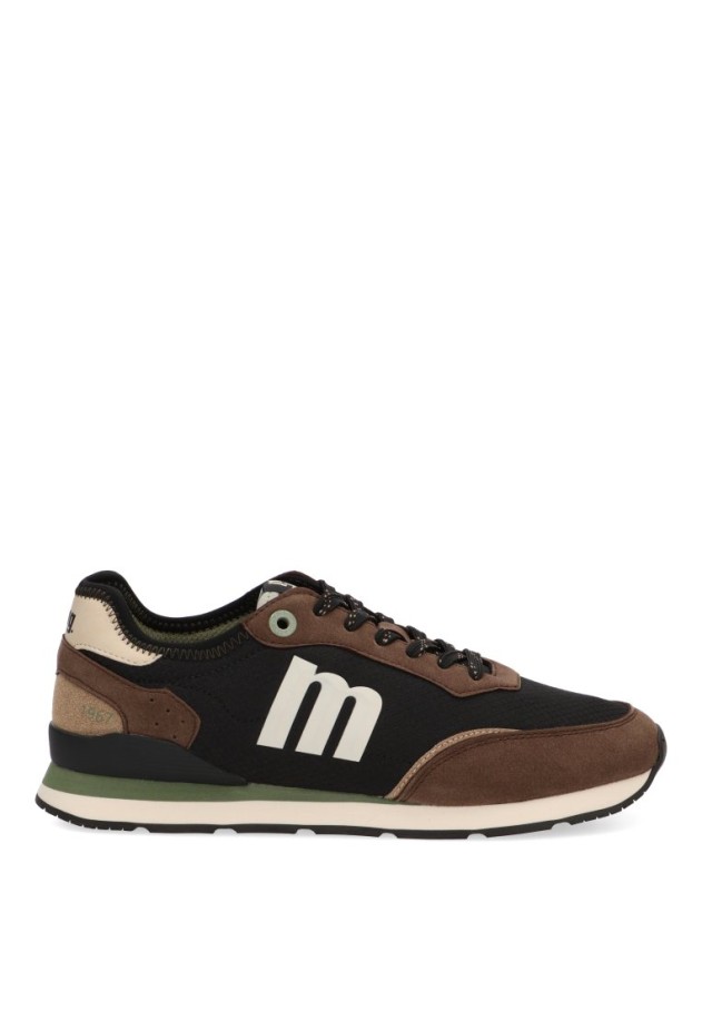 Deportivo casual para hombre MUSTANG 84859 negro con suela plana