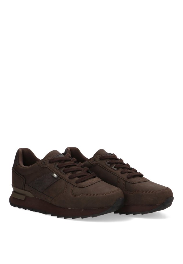 Deportivo casual para hombre XTI 146782 marrón con suela plana
