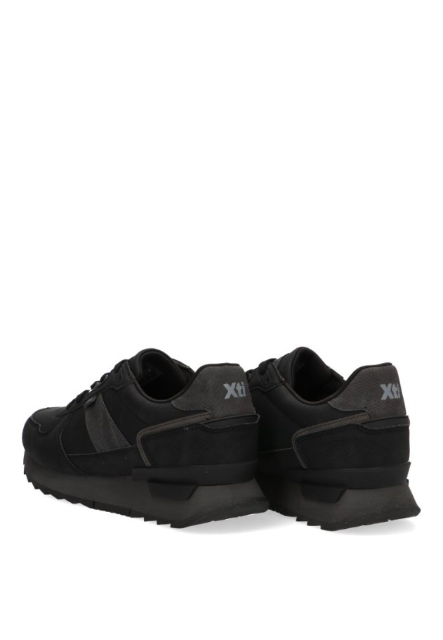 Deportivo casual negro de hombre XTI 146782