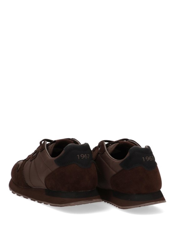 Deportivo casual de hombre MUSTANG 84890 en color café