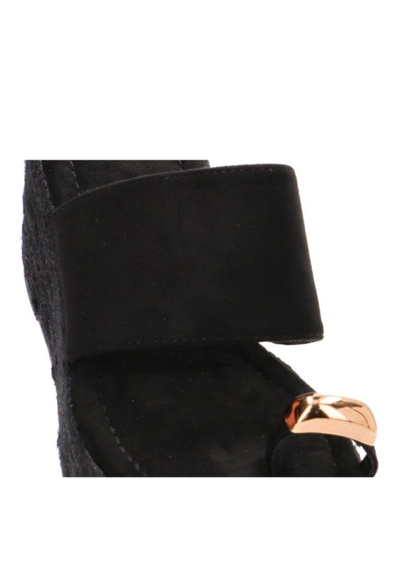 Sandalia de mujer CF-5617 en negro con cuña de yute