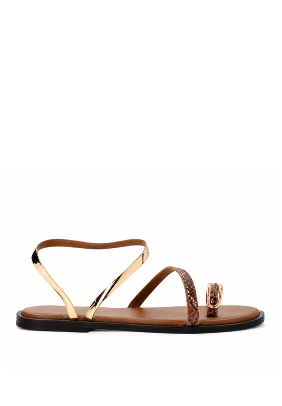 Sandalia con anilla TINAS 6389 de mujer en kaki, suela plana