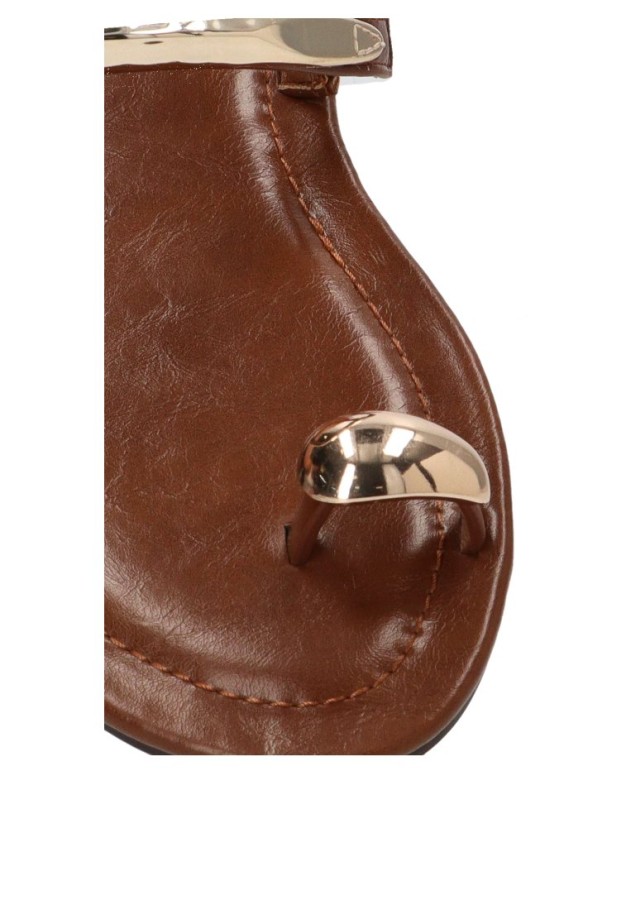 Sandalia con hebilla y suela plana TINAS 6387 de mujer en cuero sintético