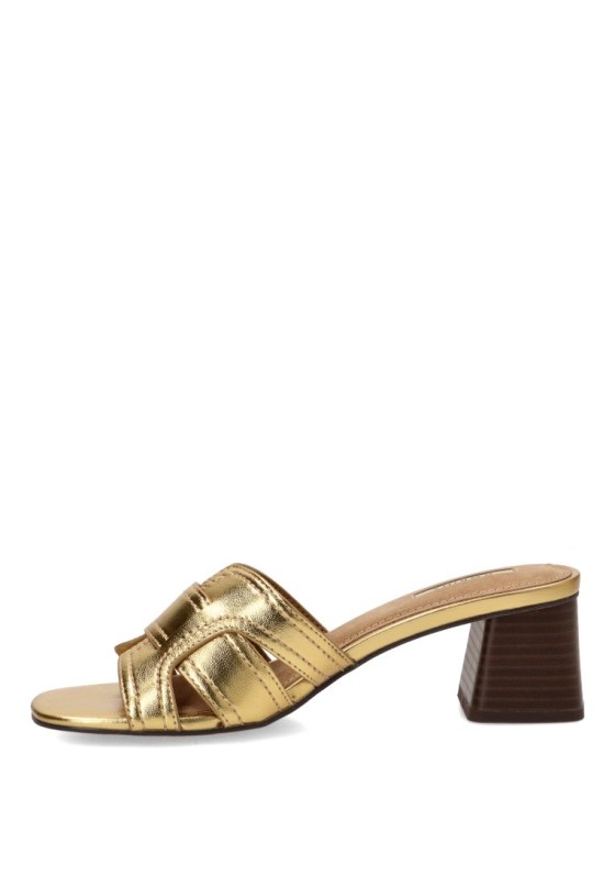 Sandalia de mujer LUNA TREND M6307 en oro con tacón medio