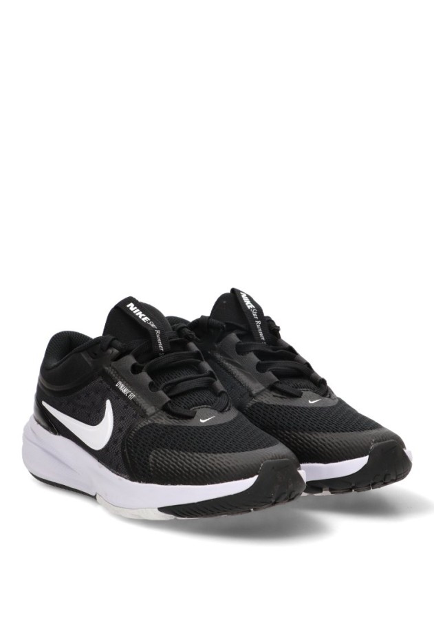 Deportivo running negro para mujer NIKE HF7004