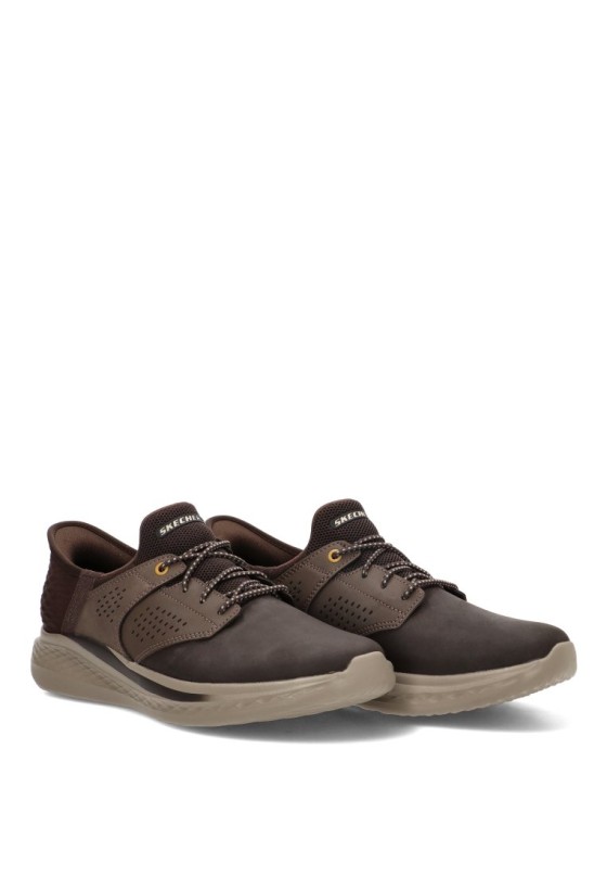 Deportivo chocolate de hombre SKECHERS 210890 con plantilla Memory Foam