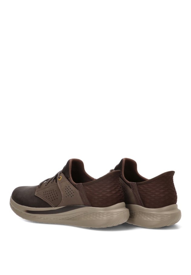 Deportivo chocolate de hombre SKECHERS 210890 con plantilla Memory Foam