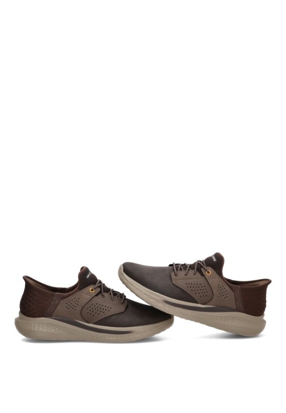 Deportivo chocolate de hombre SKECHERS 210890 con plantilla Memory Foam