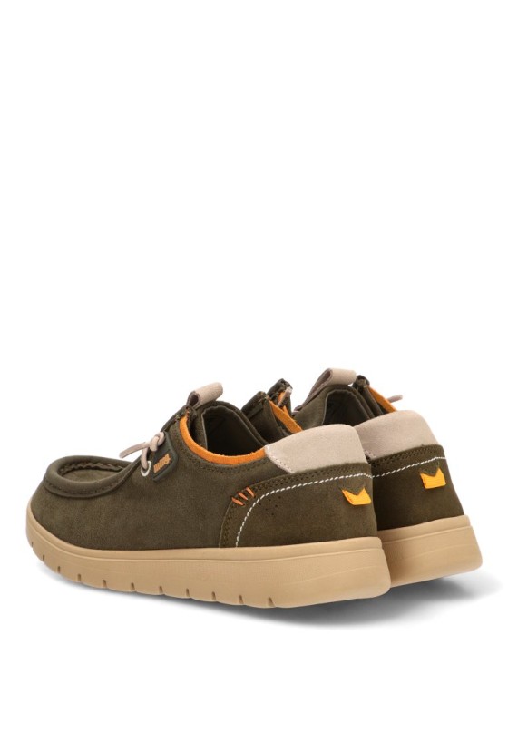 Mocasín náutico Kiova MUSTANG en piel kakhi con suela plana 84881